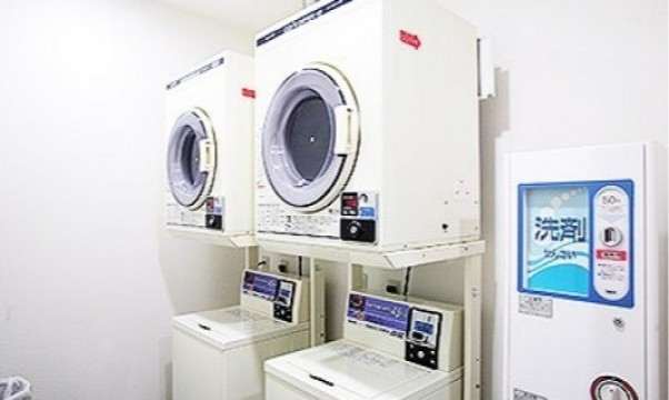 Coin-operated laundry