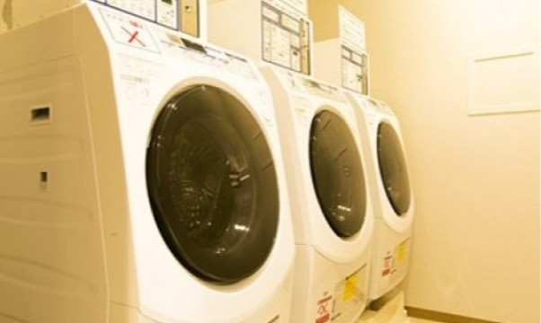 Coin-operated laundry