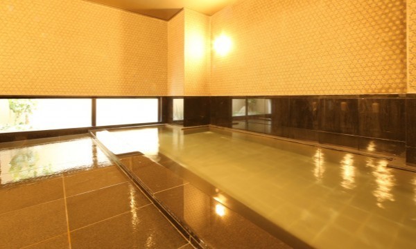 Large Public Bath
