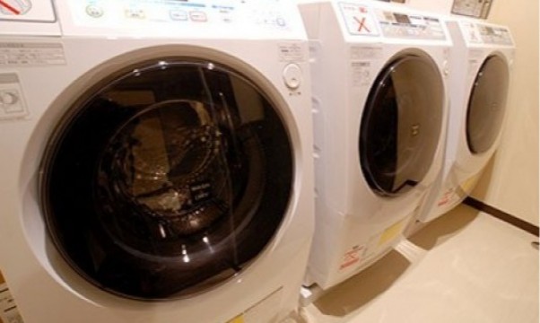 Coin-operated laundry